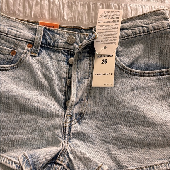 Levi's 501 Blue Jean Shorts with Raw Hem and Distressed Look - Picture 6 of 6